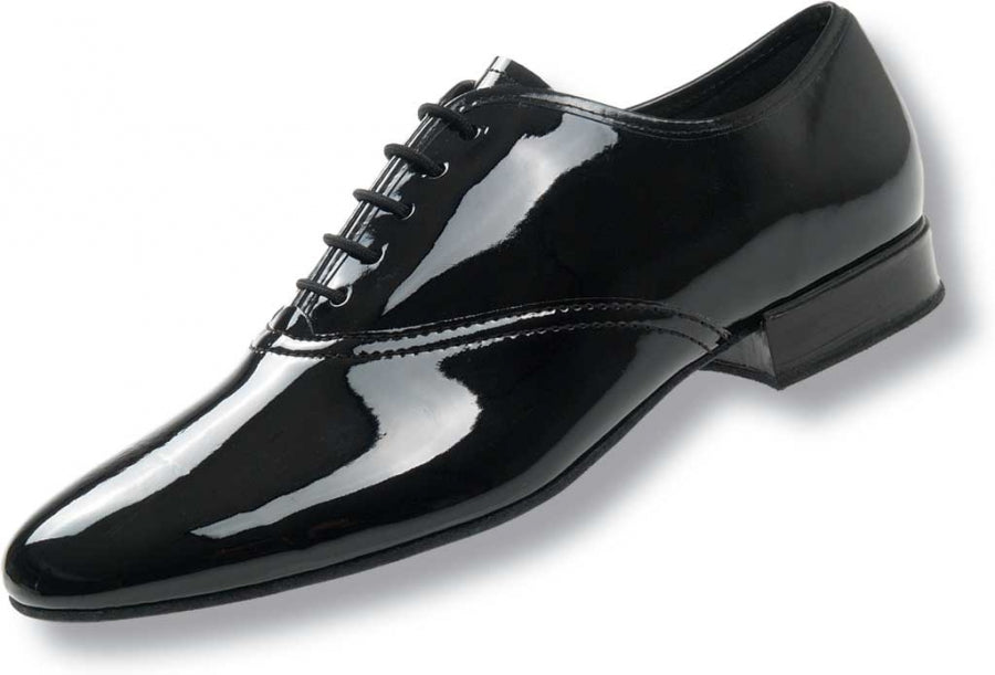 Black patent shoes are back!